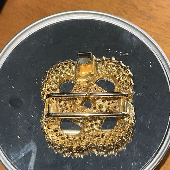 Vintage interlocking knot gold tone scarf slide - Picture 3 of 5